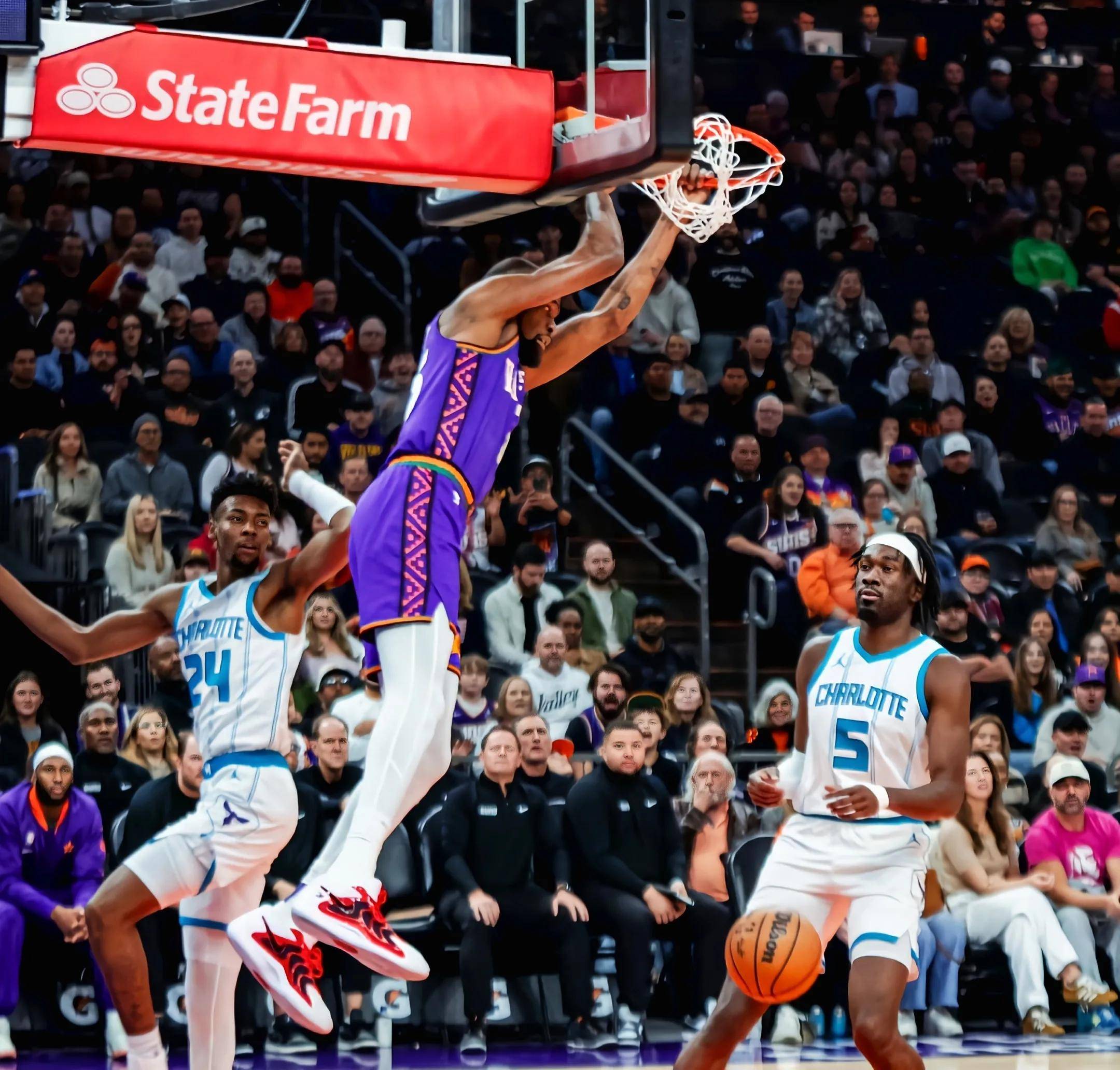 黄蜂队实现逆转，取得惊喜的胜利！的简单介绍