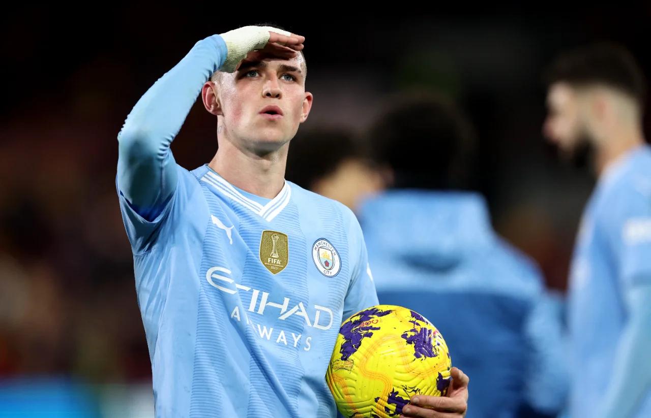 关于争议不断的欧洲精英联赛，球员战术严防死守的信息