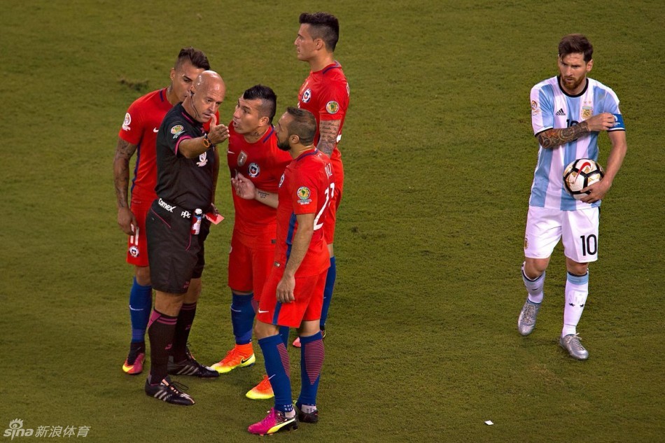 包含比利时-不敌对手，遭遇挫折的词条