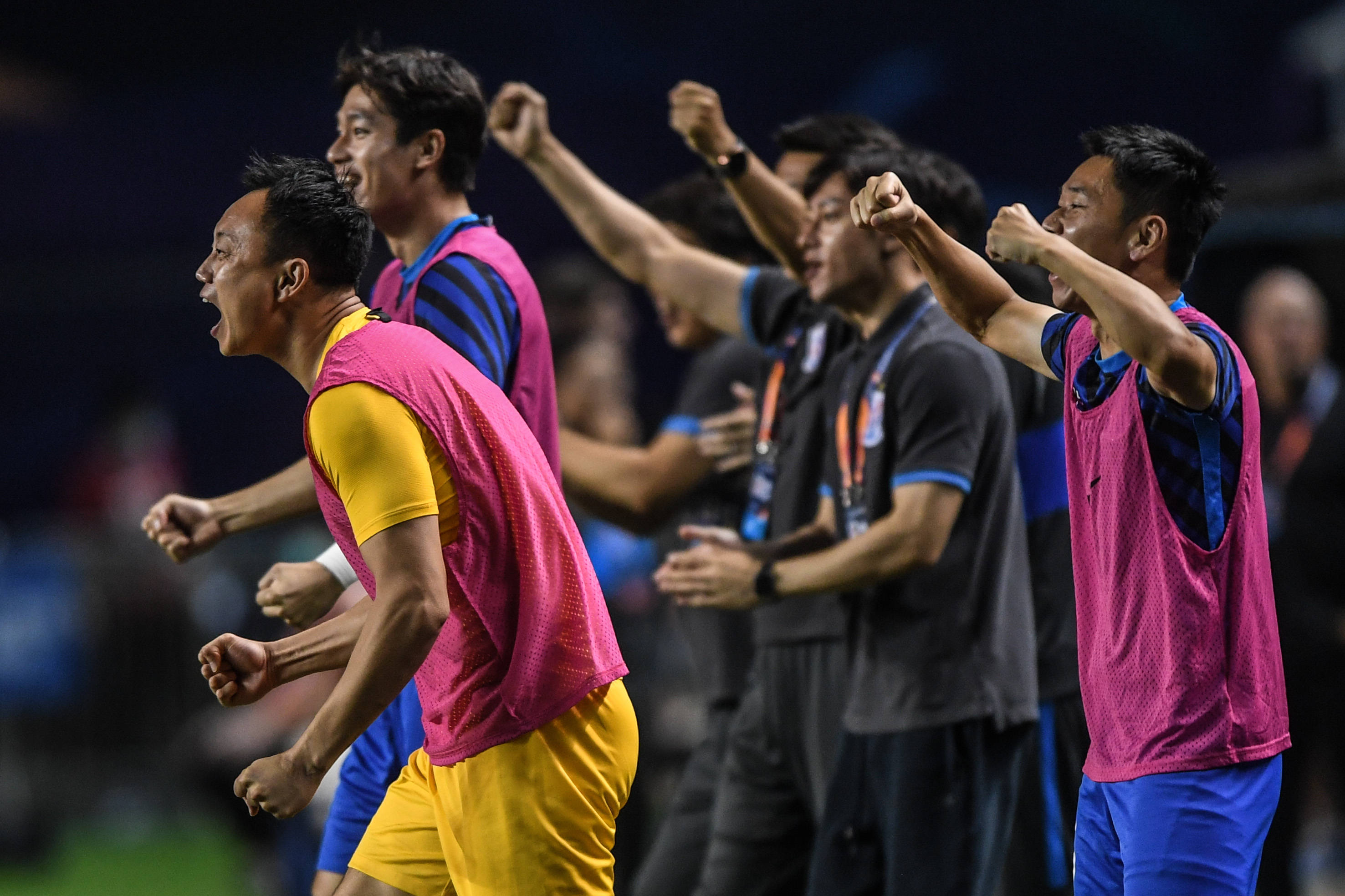 关于大连走强，冯潇霆带队力克华夏取得胜利的信息