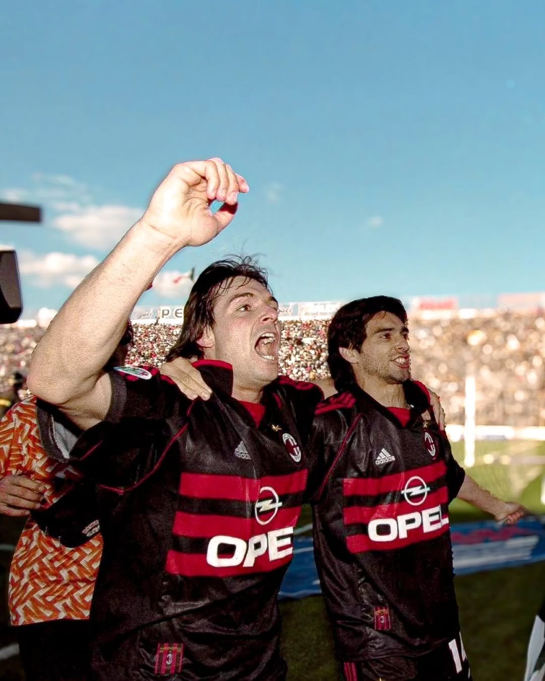 AC米兰击败乌迪内斯获得胜利