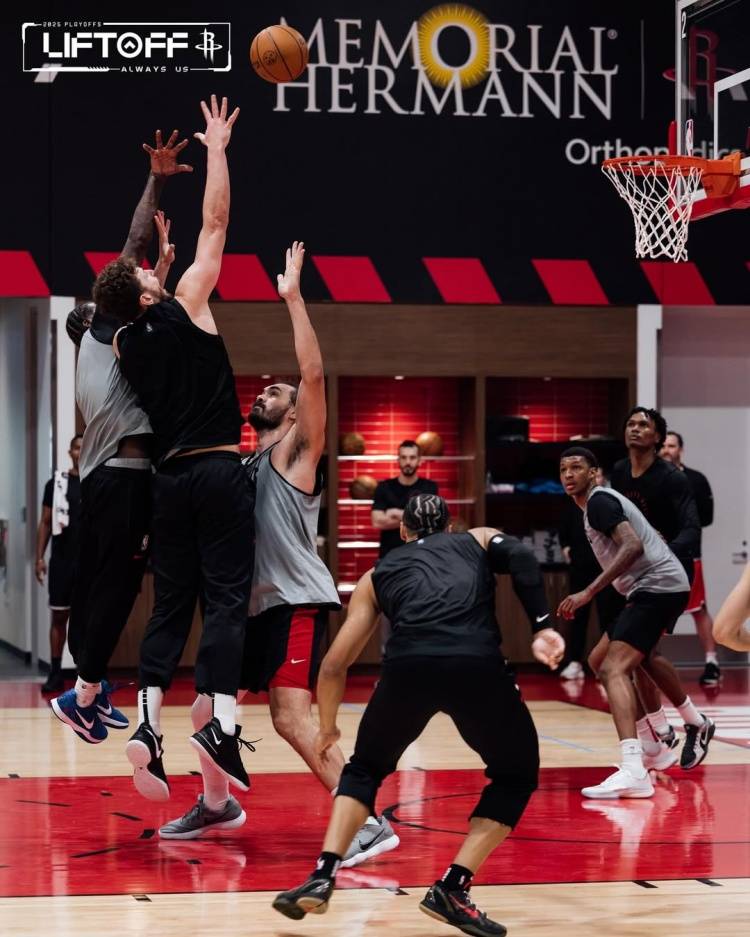 开云下载-勇士核心回归训练，球队备战备战状态