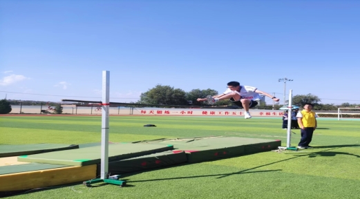 开云平台-包含欧预赛球员奋勇争先，冲刺胜利的词条