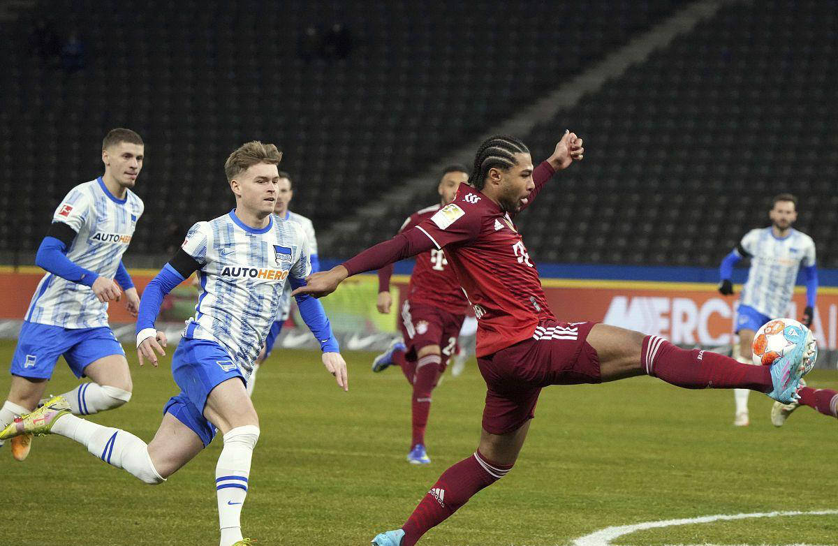 开云体育app-意大利足球队在重要赛事中击败对手