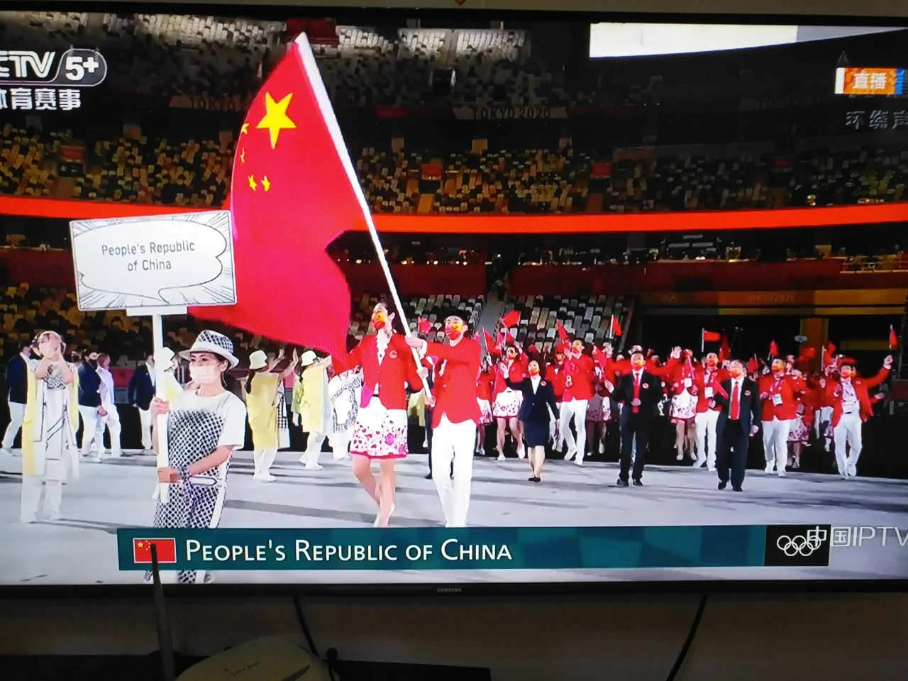 开云体育在线-丹麦运动员勇攀高峰，勇夺金牌