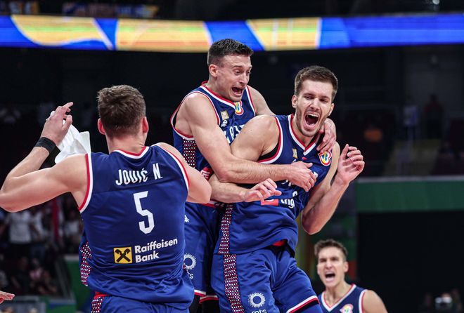 开云平台-立陶宛队备战欧洲预选赛，迎战斯洛文尼亚的简单介绍