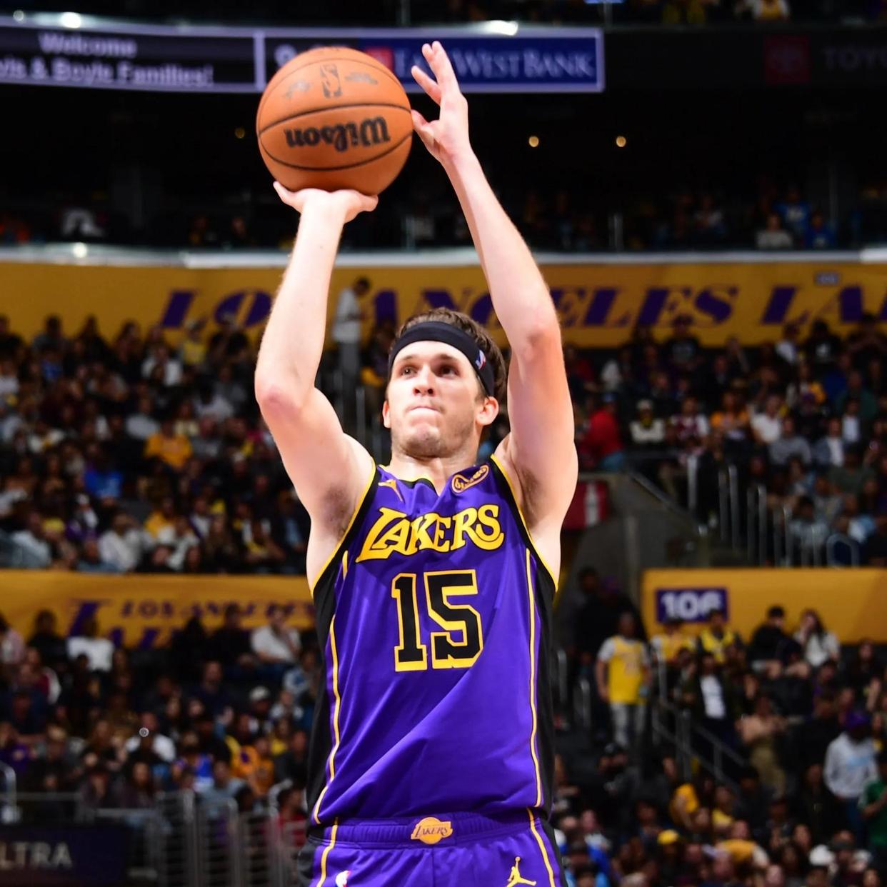 湖人大胜鹈鹕，AD发威分带领全队狂飙