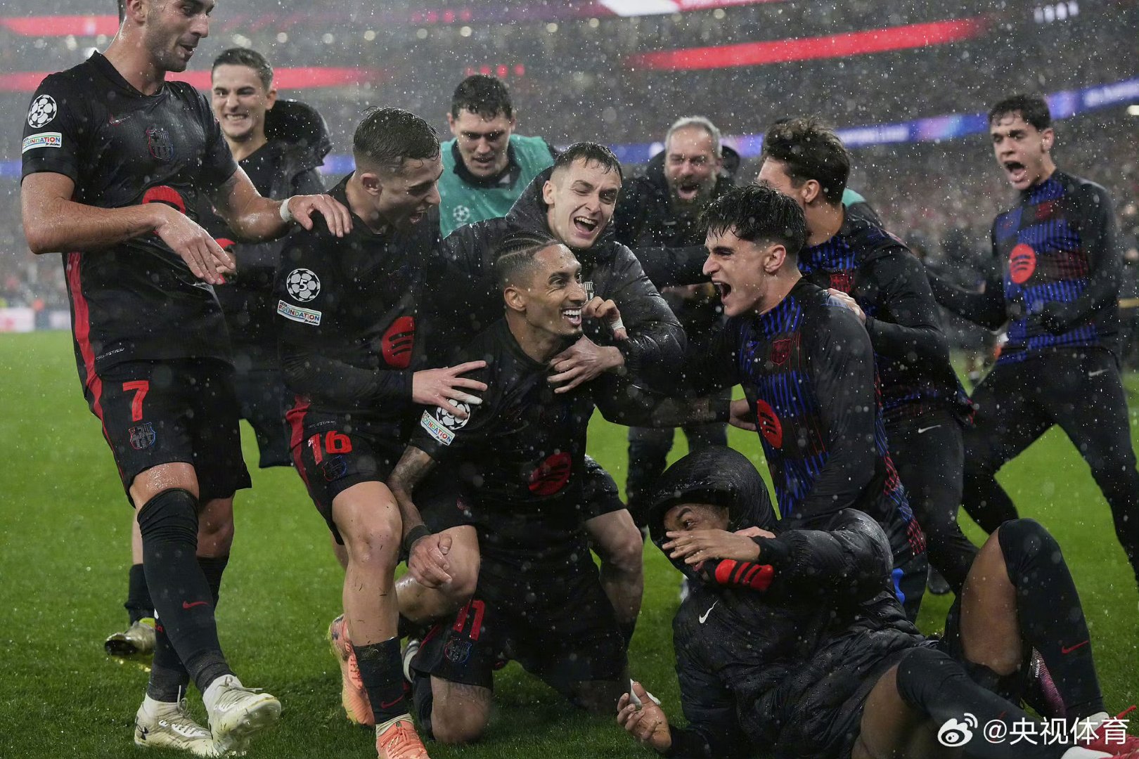 塞维利亚在主场遭遇逆转，遗憾失分