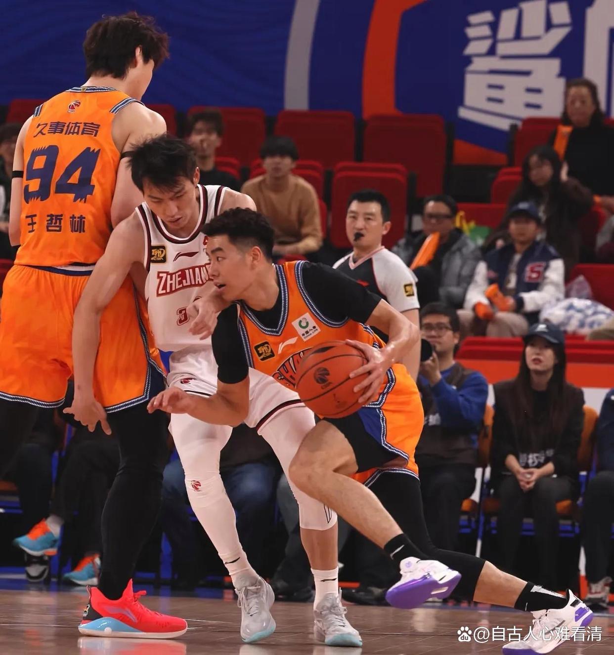 开云平台-浙江队不敌北京队，遭遇两连败