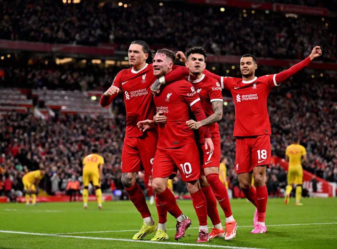 利物浦攻击火力全开，轻松战胜对手