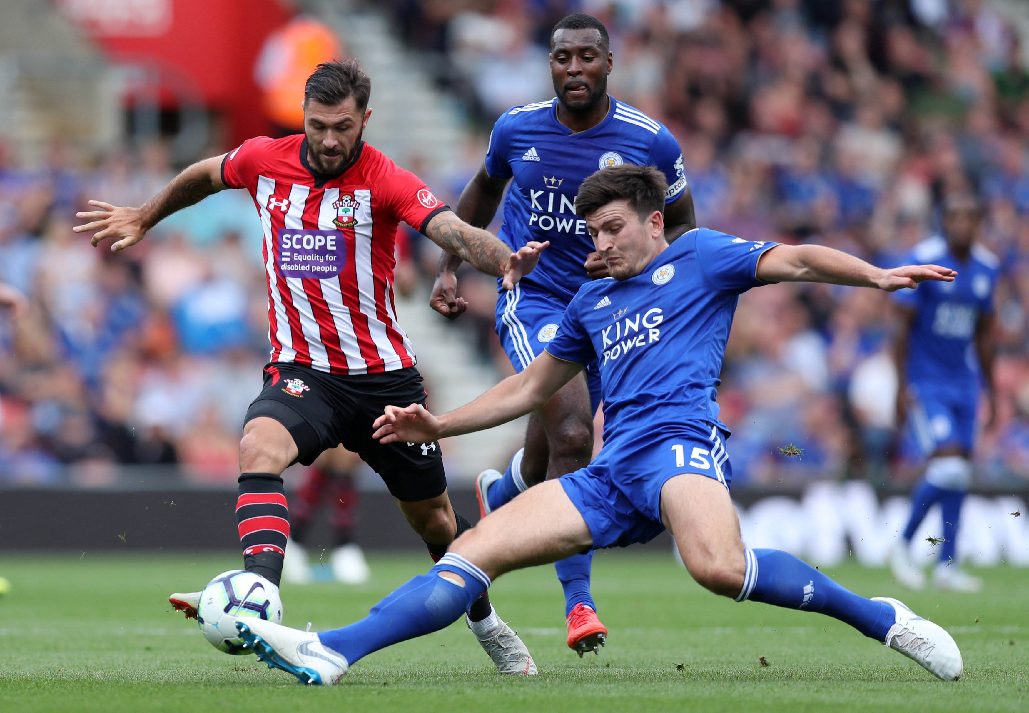 开云体育登录-莱斯特城后防失守，连续3轮未能取胜