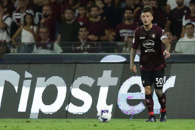 开云体育下载-看好拉齐奥队，实力强劲，一举击败对手