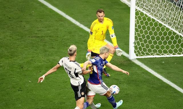 开云体育平台APP-墨西哥客场大胜美国，夺得小组头名