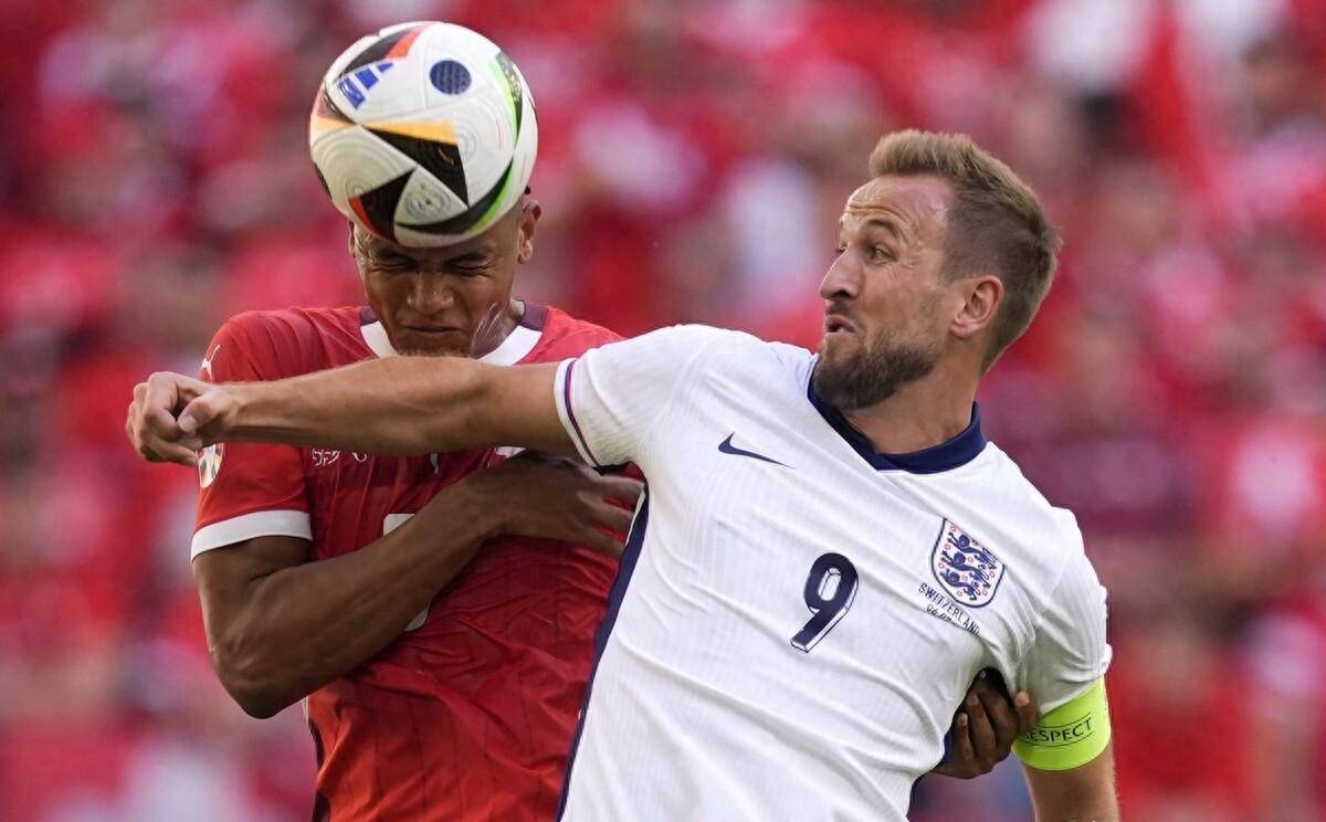 黑马崛起，球队力拼争夺胜利宝座