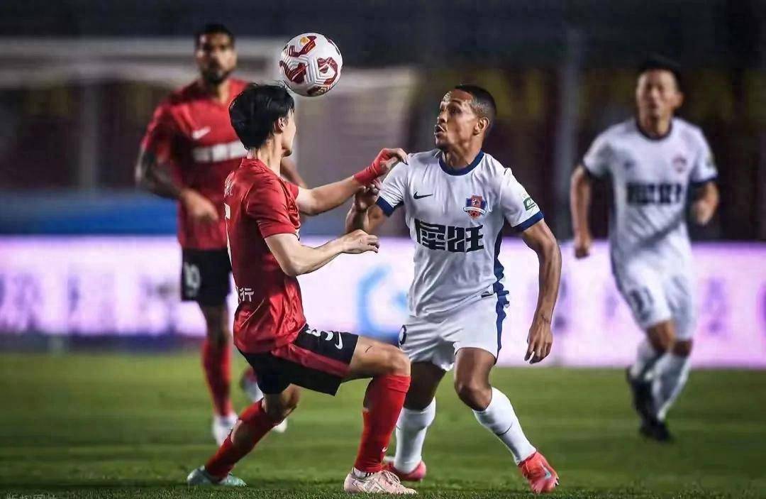 开云体育APP下载-包含长春亚泰击败深圳佳兆业，取得关键胜利的词条