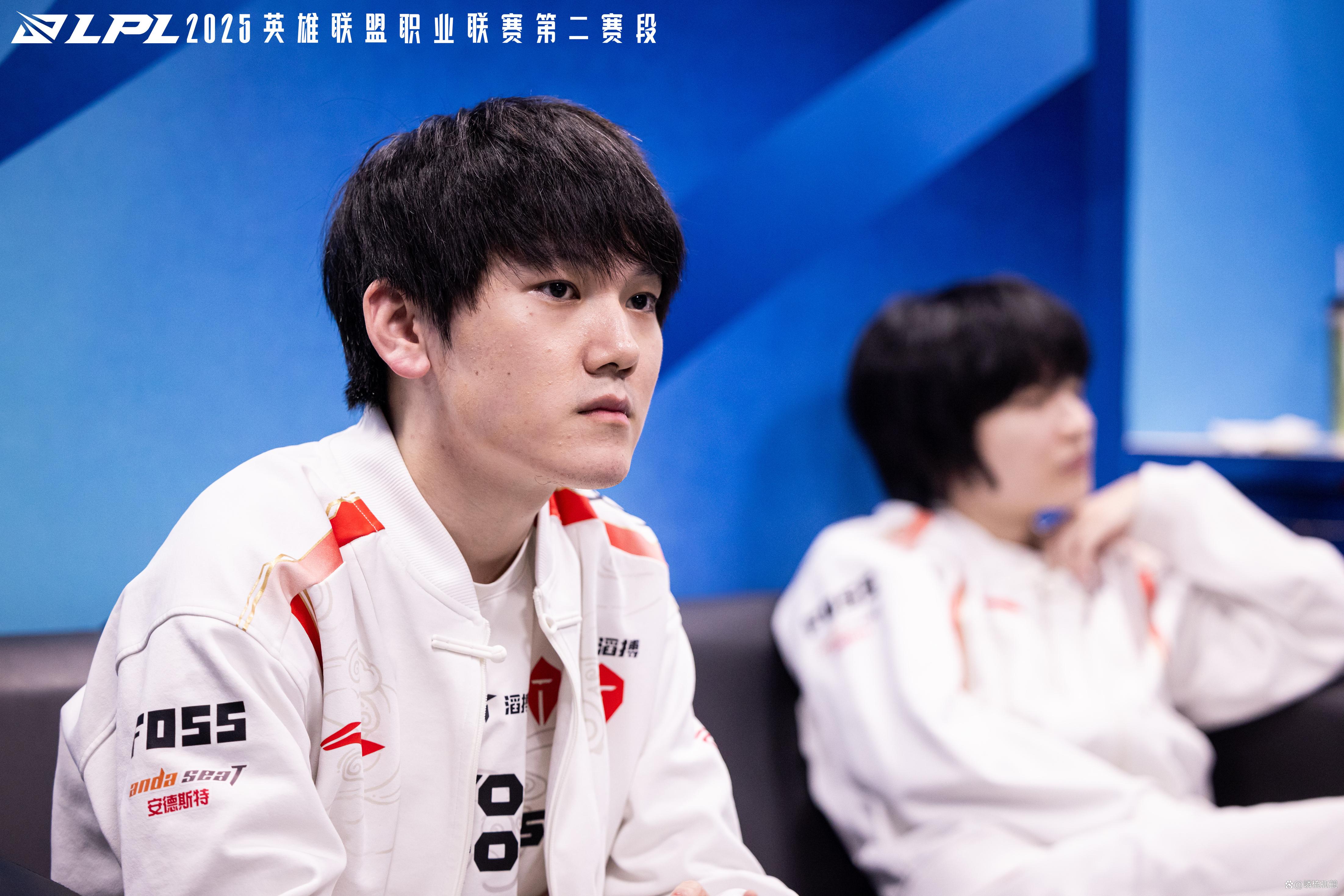 开云下载-TES轻取MAD，Meiko开启传奇时刻宿命之战小组赛，引爆全场热议