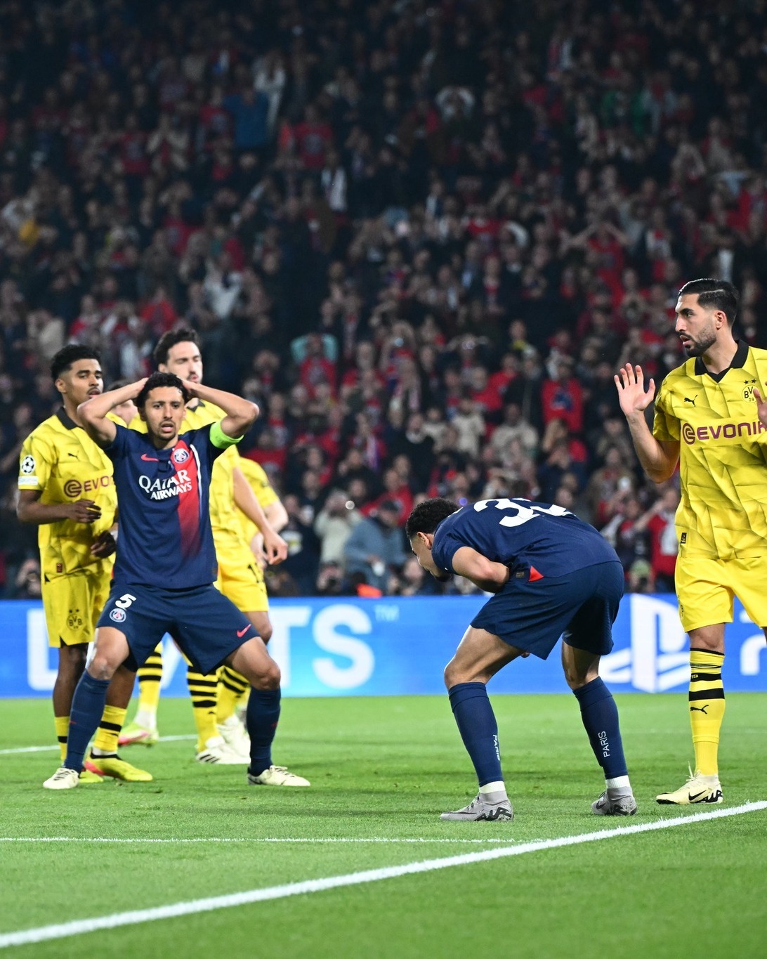 曼联险胜巴西，姆巴佩高光表现