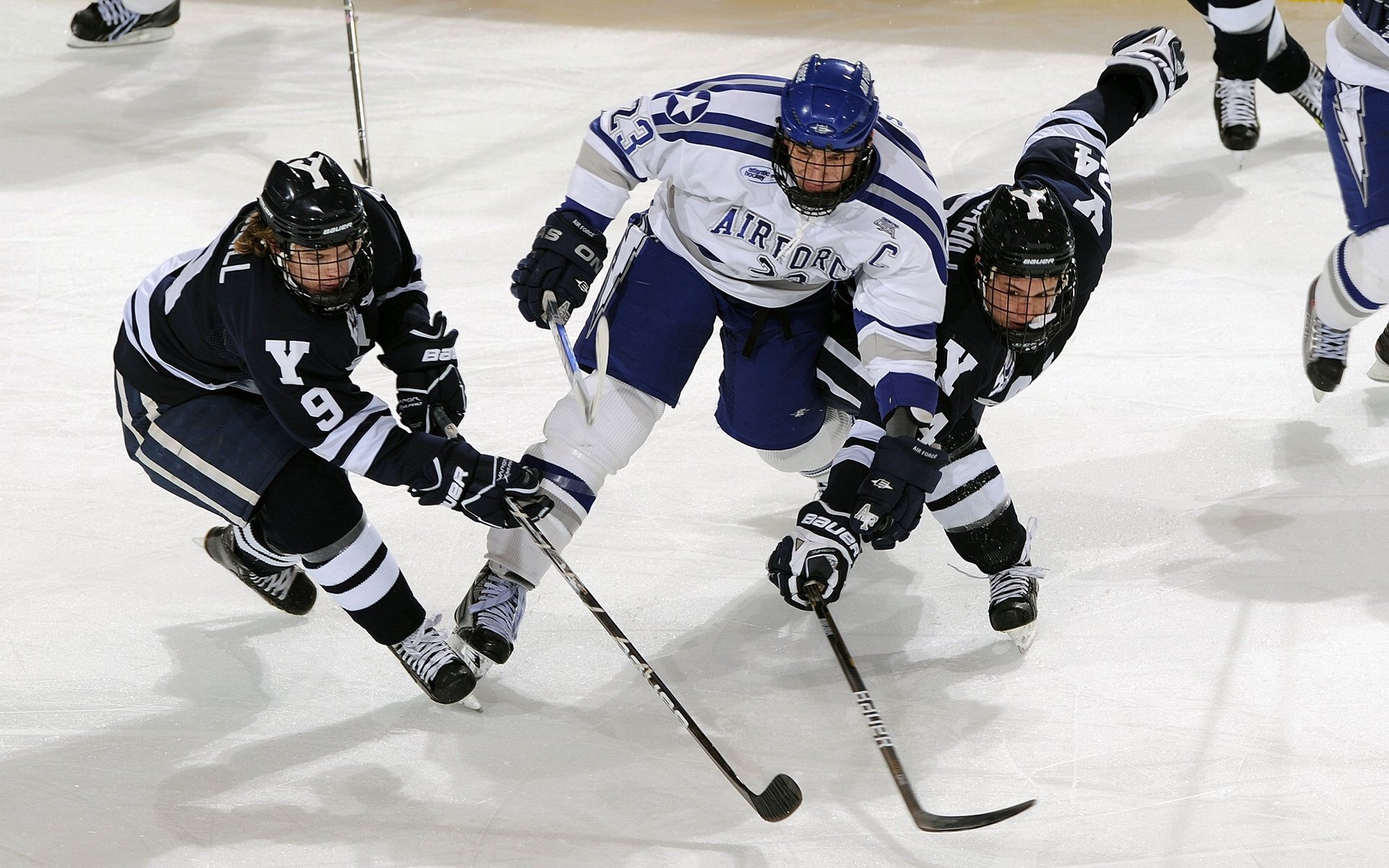 开云体育-从红土到硬地，鲁德在失败中崛起的征服与纪录