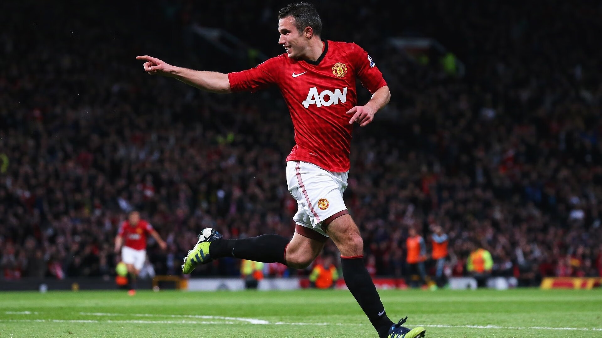 0.3秒的永恒，皮亚斯特里高光时刻铸就迈凯伦险胜雷诺传奇